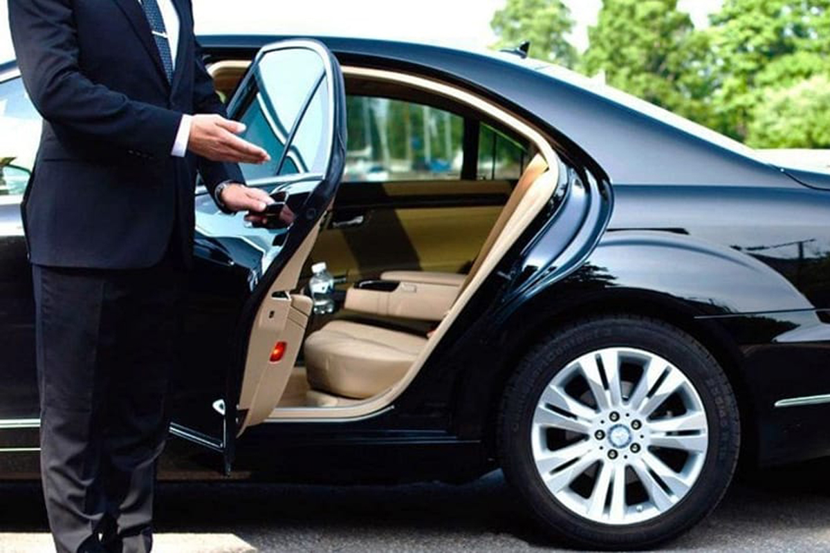 Transfer in Italy - AIRPORT AND PORT TRANSFERS